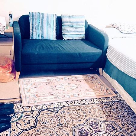 London'S Bed With Breakfast & Free Parking Apartment Bagian luar foto