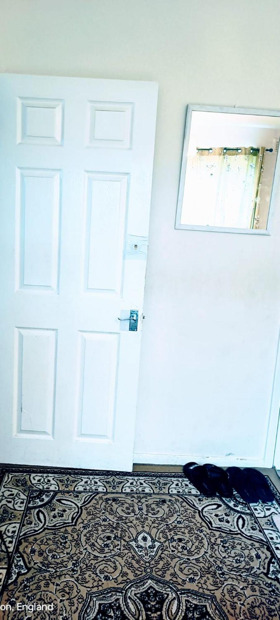 London'S Bed With Breakfast & Free Parking Apartment Bagian luar foto